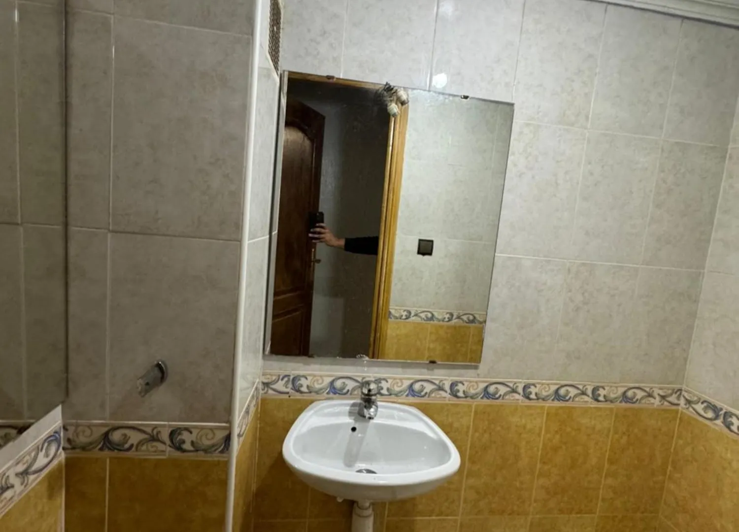 Apartment Appartement 3 Chambre Et Deux Salon Pour Les Familles Fes Morocco